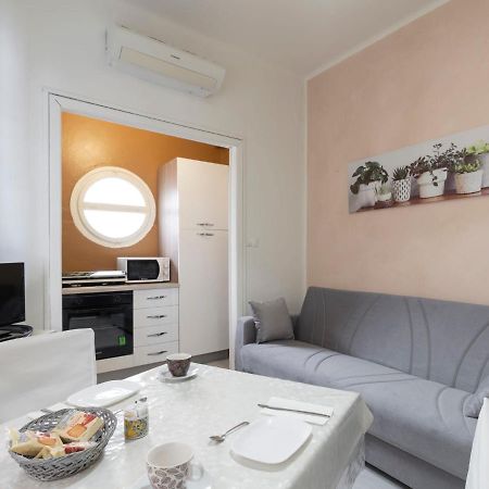 Apartment Il Gabbiano By Interhome Alassio Exterior photo